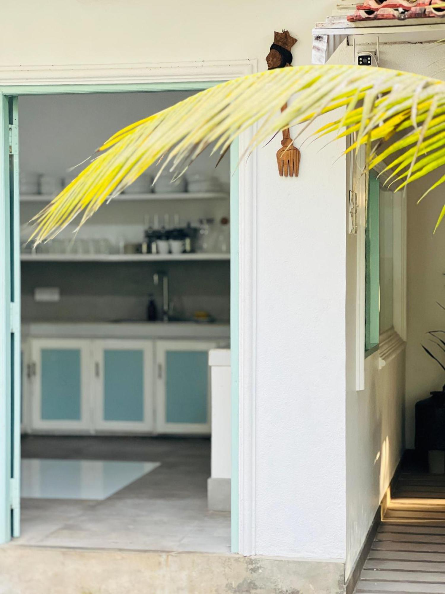 Water'S Edge Villa 阿杭格默 外观 照片